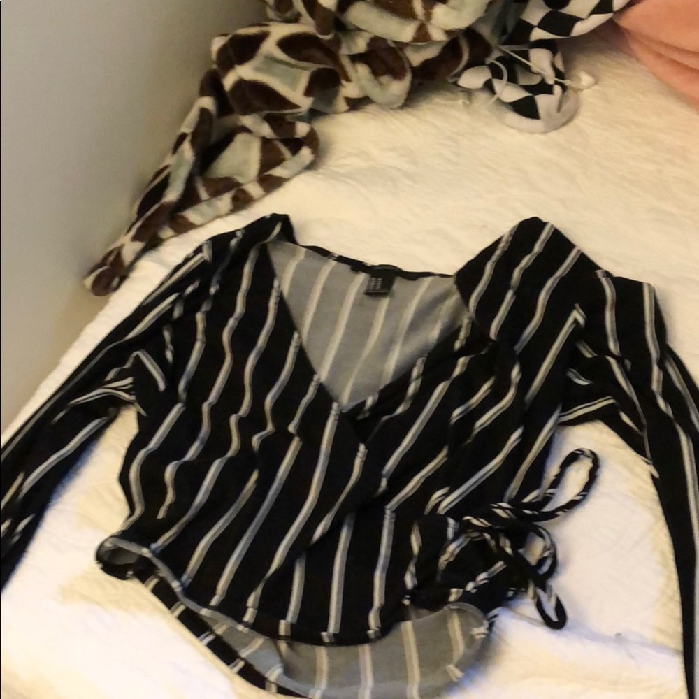 White and black striped long sleeve